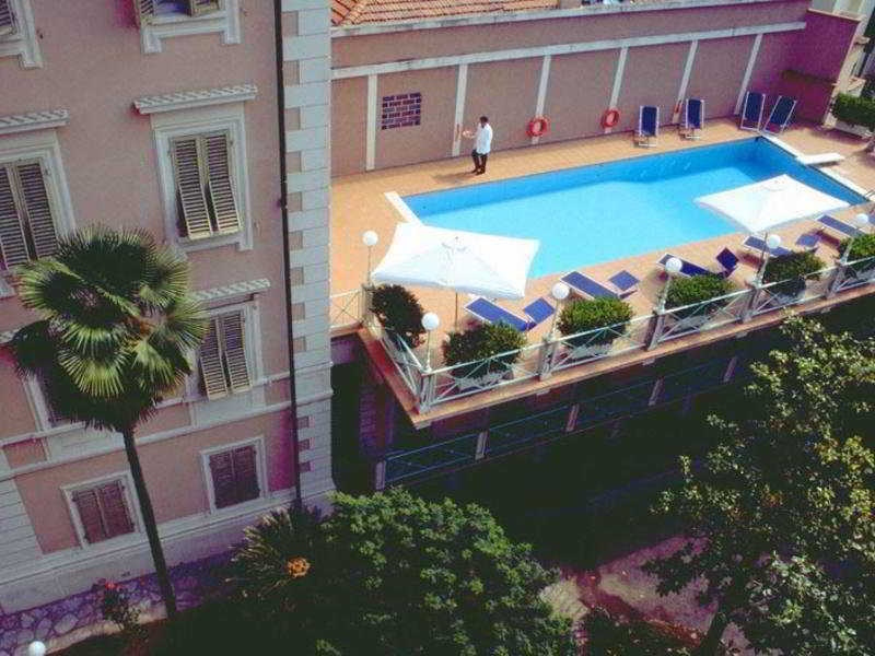 Grand Hotel Nizza Et Suisse Монтекатіні-Терме Екстер'єр фото